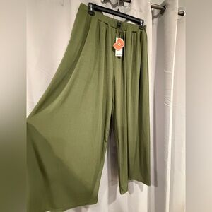 NWT Cider Olive Wide-Leg Pants